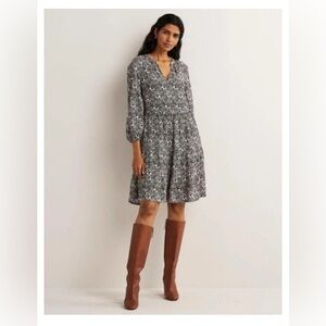 Boden Notch Neck Tiered Dress